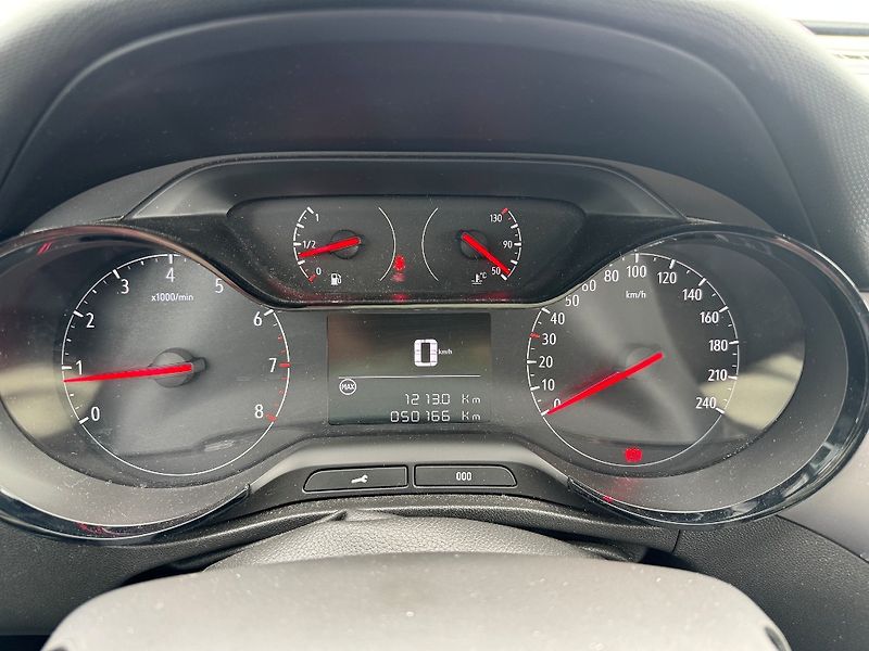 Opel Crossland X (2020) 1,2T (83k) 5MT - fotka 19 z 30