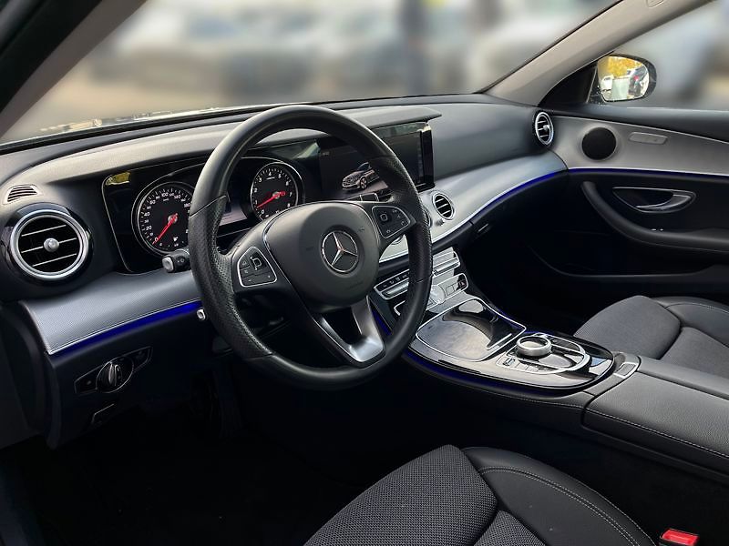 Mercedes-Benz Třídy E Třída E 400 d 4MATIC kombi - fotka 10 z 18