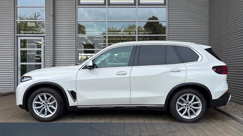 BMW X5 (2025) VZDUCH 2VR SoftClose Tažné HUD - fotka 8 z 11
