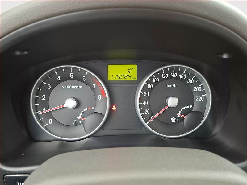Hyundai Accent (2008) 1.4i, po STK, za super cenu - fotka 11 z 15