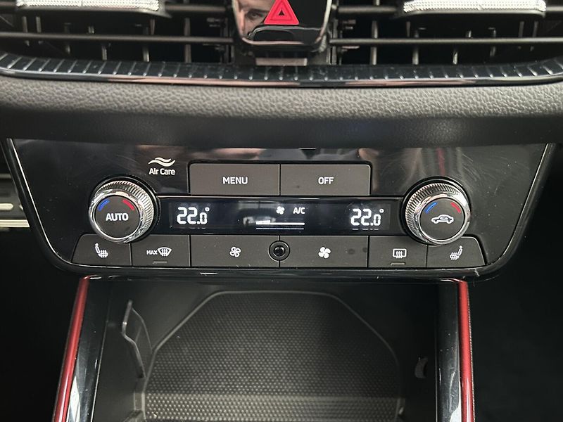 Škoda Fabia 1.5 TSI Monte Carlo - fotka 13 z 29
