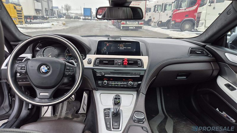 BMW Řada 6 650i XDRIVE 4,4i 330 kW - fotka 9 z 19