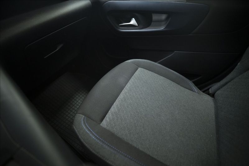 Peugeot Rifter 1,5 BlueHDi KAMERA 7 MÍST ČR - fotka 25 z 37