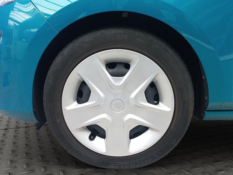Ford Fiesta (2017) 1.1i 52kW, ČR, 1MAJ, tažné - fotka 13 z 15