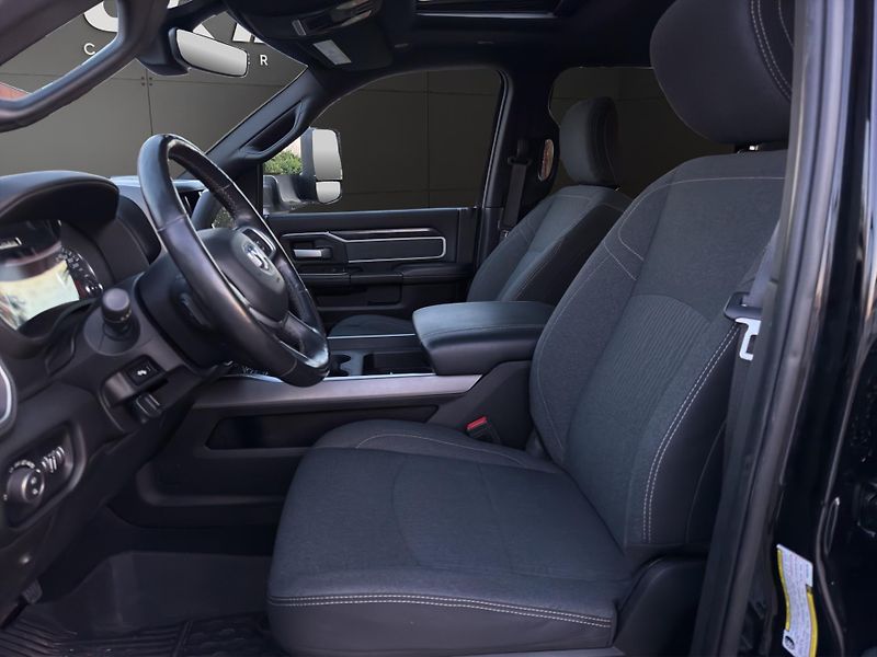 Dodge RAM (2019) 2500  CUMMINS HEAVY DUTY - fotka 9 z 27