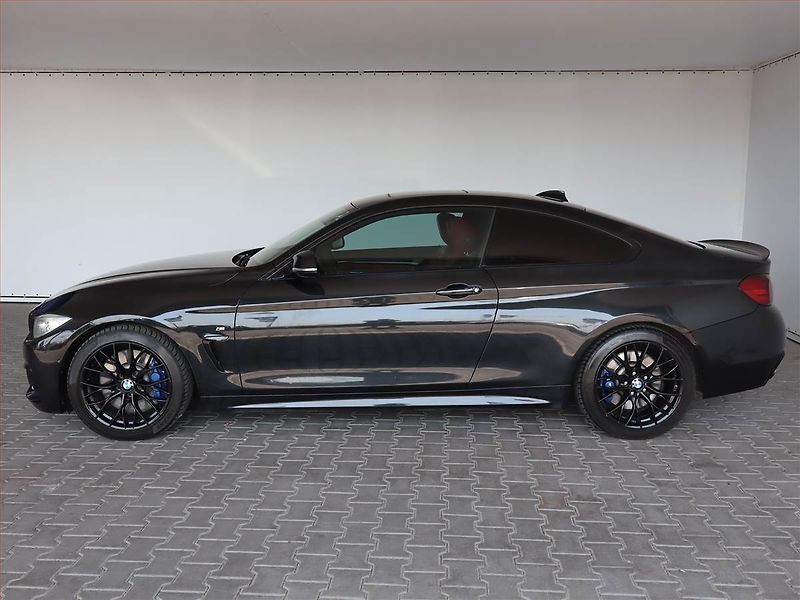 BMW Řada 4 (2014) M Paket 430d, Automat - fotka 3 z 16