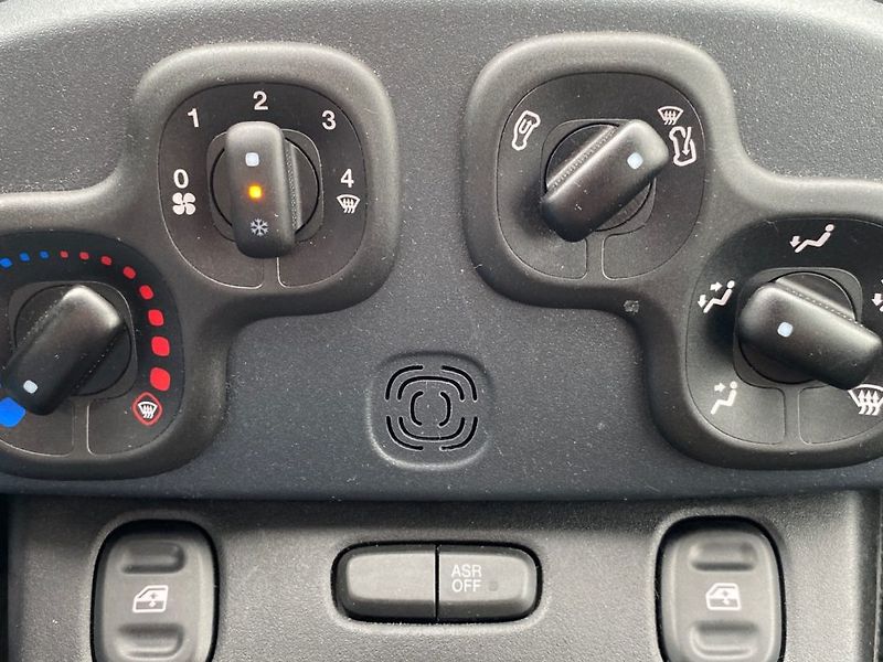 Fiat Panda (2025) 1.0 Hybrid (51kW) MAN - fotka 17 z 23