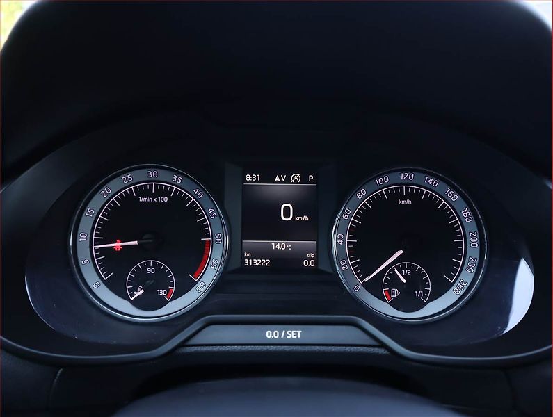 Škoda Octavia (2018) 2.0 TDI, Automat, Serv.kniha - fotka 11 z 20