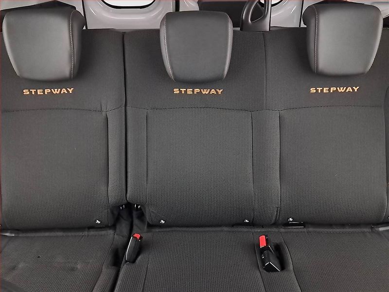 Dacia Dokker (2017) Stepway 1.2 TCe, 5Míst, ČR - fotka 10 z 19