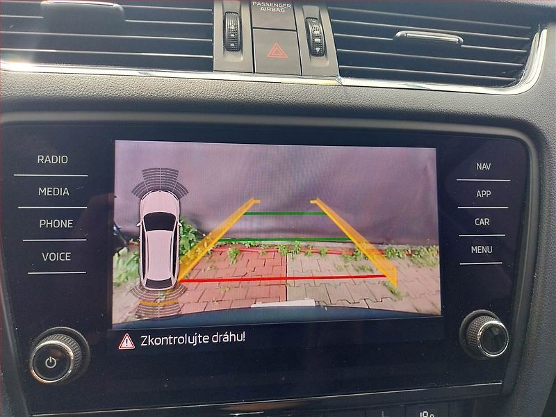 Škoda Octavia (2020) Ambition Plus 2.0 TDI, Automat - fotka 18 z 18
