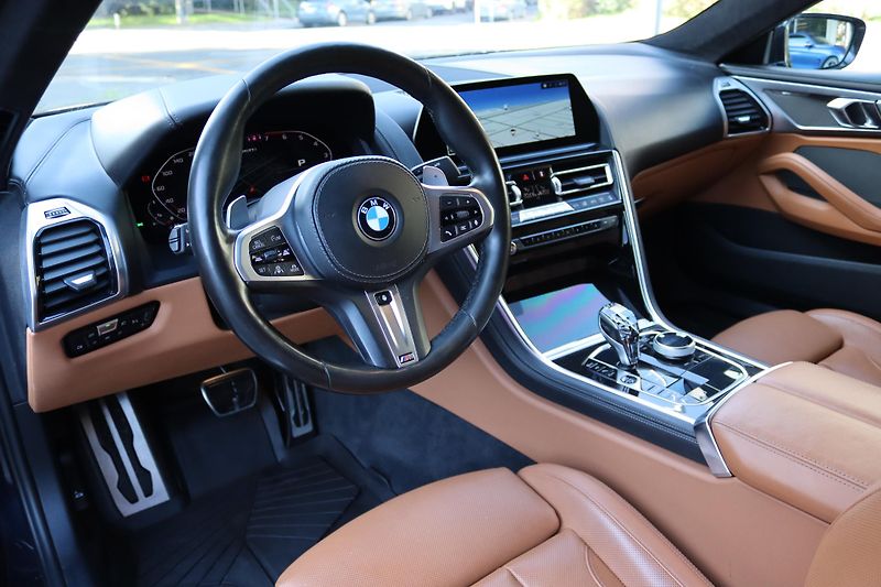 BMW Řada 8 BMW M850i xDrive Coupe - fotka 40 z 60