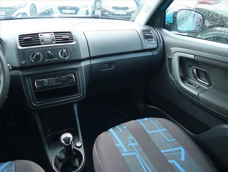 Škoda Fabia (2010) Ambition 1.2 12V, po STK - fotka 8 z 15