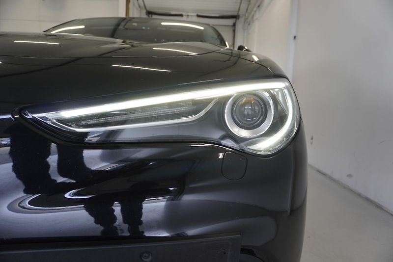Alfa Romeo Stelvio (2018) STELVIO 2.2D Q4 AUTOMAT - fotka 10 z 35