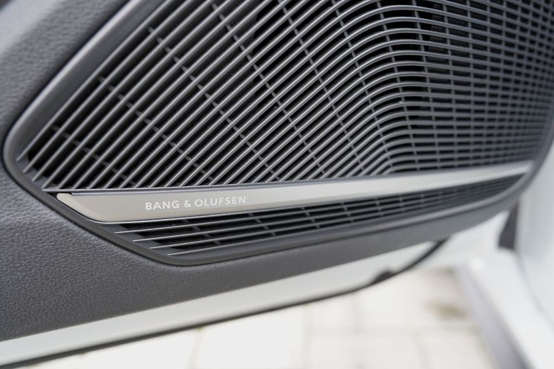 Audi S5 3.0 TFSI tiptronic Quattro/B&O - fotka 22 z 49