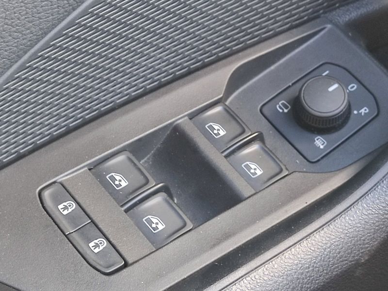 Škoda Octavia (2025) SportLine 1,5 Tsi 110 Kw - fotka 24 z 37