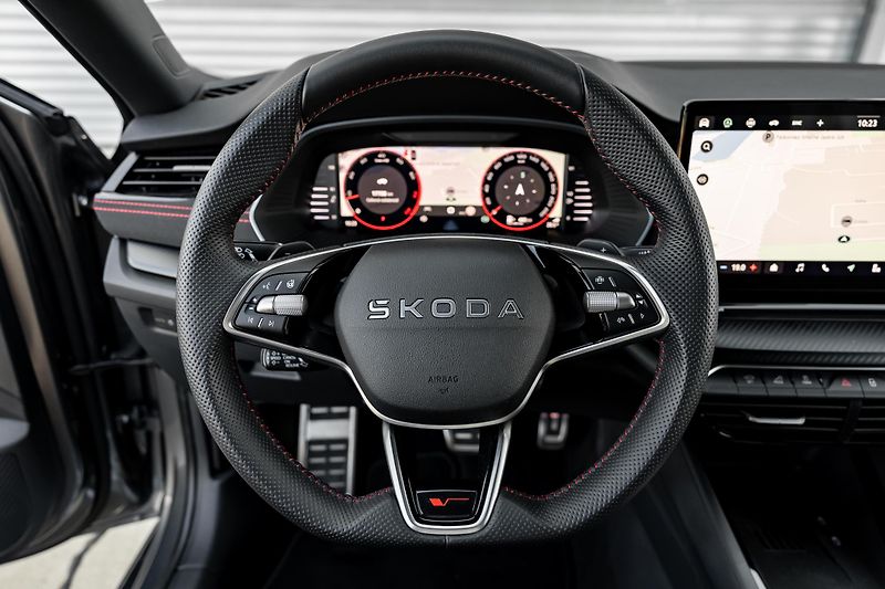 Škoda Octavia (2026) RS - fotka 25 z 44