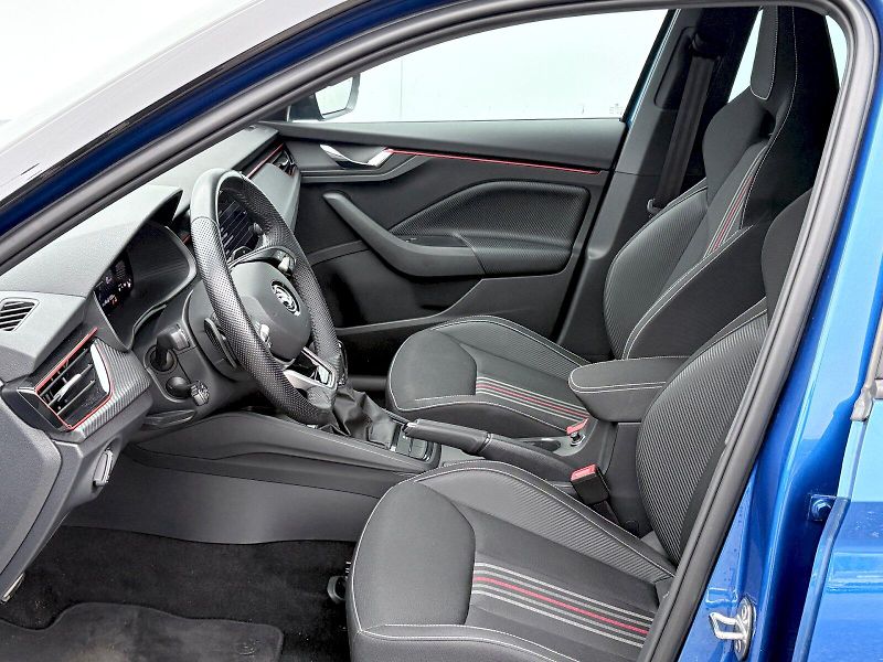 Škoda Kamiq (2024) DSG 1.0 TSI / 85 kW / MONTE CA - fotka 16 z 29