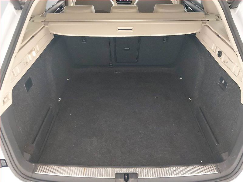 Škoda Superb (2018) Laurin&Klement 2.0 TDI, 4X4 - fotka 14 z 32