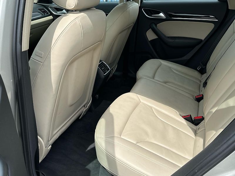 Audi Q3 2,0 TDI Quattro automat - fotka 13 z 23