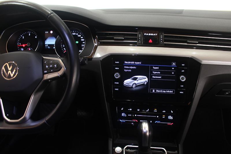 Volkswagen Passat (2024) 2.0TDI DSG Nez.Topení 2024 - fotka 32 z 40