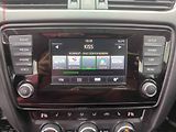 Škoda Octavia (2013) 1.6 TDi, DSG, park.čidla - náhled 12