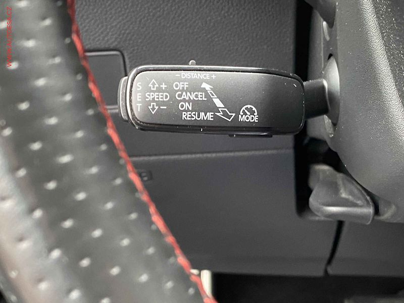 Seat Ateca (2018) 2.0 TSi 4x4, FR, DSG, +ALU - fotka 14 z 22
