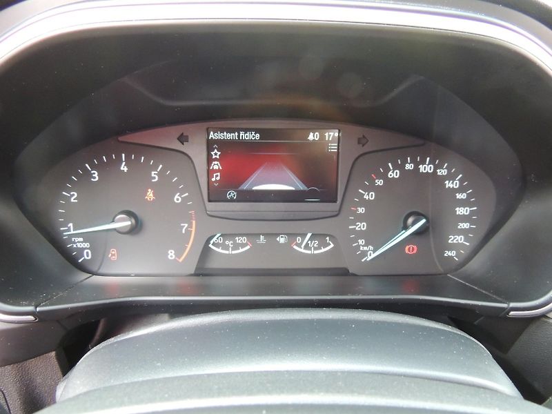 Ford Focus (2020) Combi 1.0i,92kw,ČR,1.majitel - fotka 22 z 44
