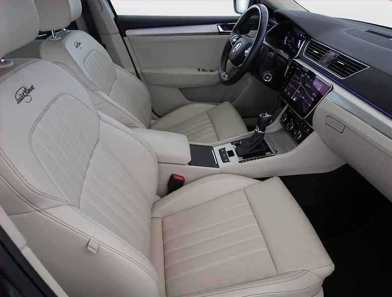 Škoda Superb (2022) Laurin&Klement 2.0 TDI - fotka 7 z 20