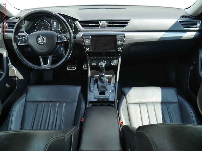 Škoda Superb (2015) 1.6TDi, ČR, Style, DSG, kůže - fotka 8 z 21