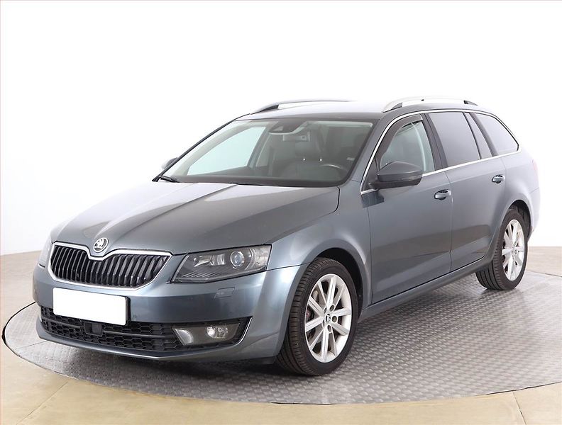Škoda Octavia (2016) Style 2.0 TDI, Automat - fotka 2 z 19