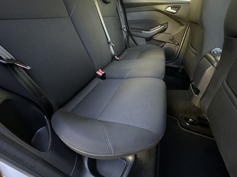 Ford Focus (2017) 2.0TDCI/110kW * KOMBI * 1.Maj. - fotka 22 z 34
