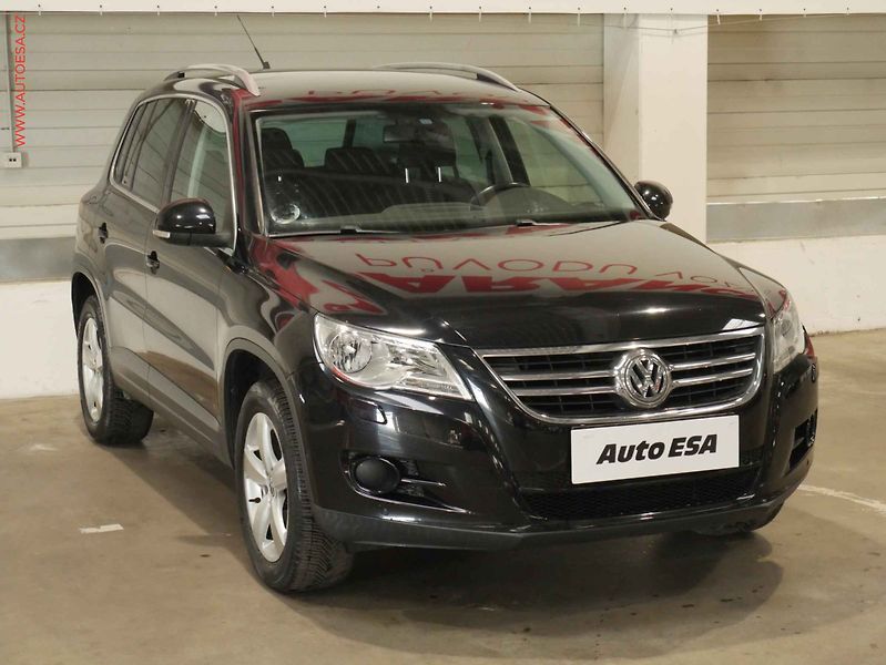 Volkswagen Tiguan (2010) 2.0 TDi 4x4, Sport&Style, TZ - fotografie inzerátu