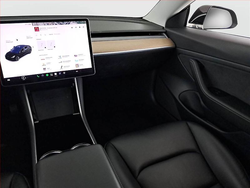 Tesla Model 3 (2020) Std Range Plus 52kWh, SoH 83% - fotka 8 z 22