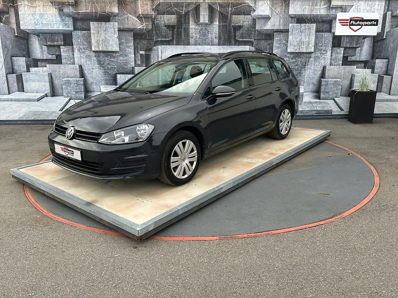 Volkswagen Golf (2014) 1.6TDi, 77KW - fotka 3 z 20