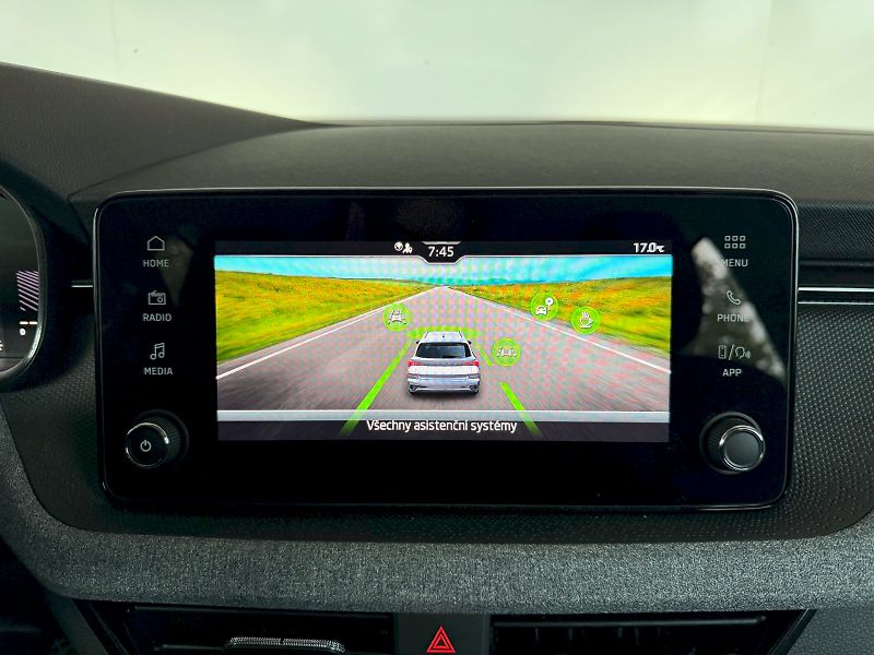 Škoda Kamiq (2025) Selection 1.0 TSI / 85 kW M6 - fotka 14 z 26