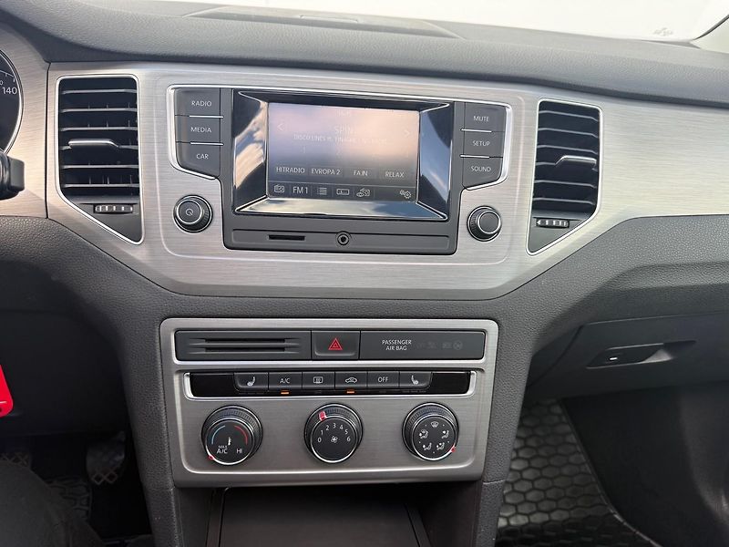 Volkswagen Golf Sportsvan 1.4 TSI 92kW Comfortline Panor - fotka 16 z 20