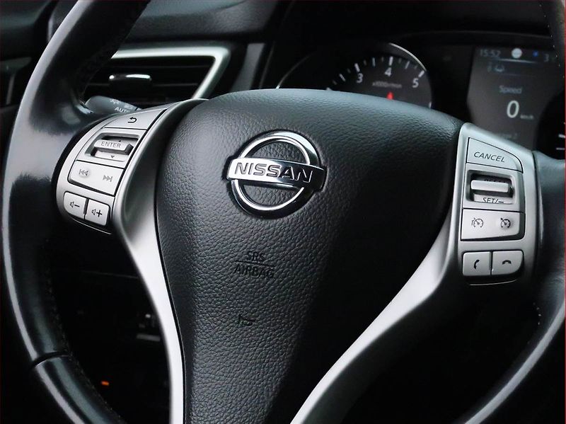 Nissan Qashqai (2015) 1.2 DIG-T, Automat, ČR,1.maj - fotka 23 z 28