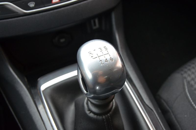 Peugeot 308 (2019) 1.5 HDi 96kW NAVI /STK 06/2028 - fotka 20 z 29