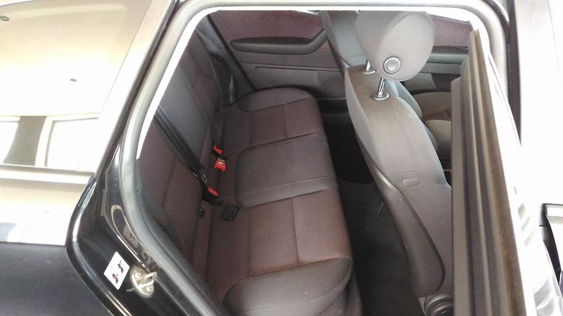 Audi A3 (2006) 2,0FSI,110KW,ALU,AUT.KLIMA - fotka 9 z 27