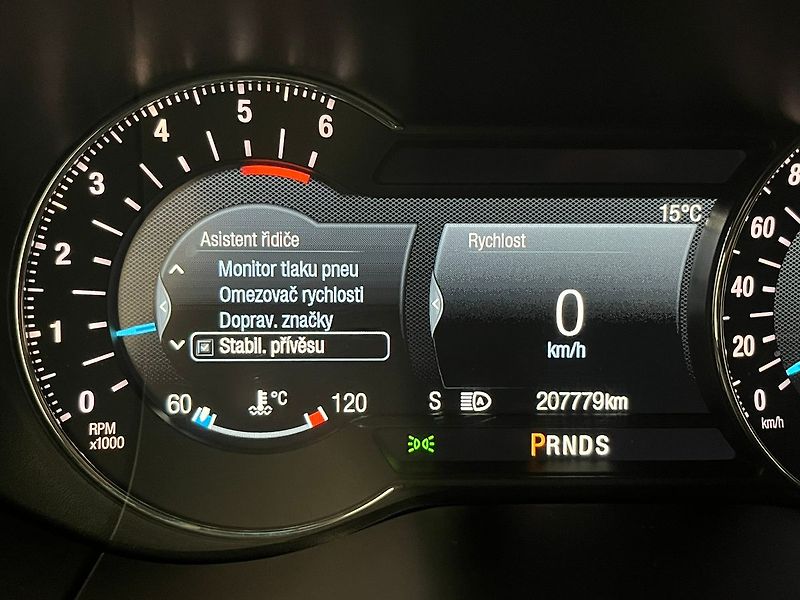 Ford Edge 2.0 TDCi AWD Sport ČR 1.majit. - fotka 56 z 74