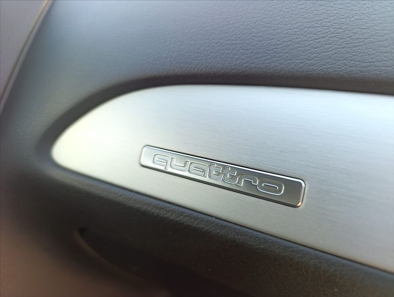 Audi A6 Avant 3,0 TDi aut.,Quattro Kůž - fotka 33 z 34