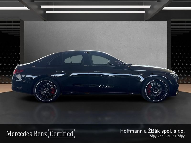 Mercedes-Benz Třídy E 53 AMG Hybrid 4MATIC+ - fotka 4 z 20