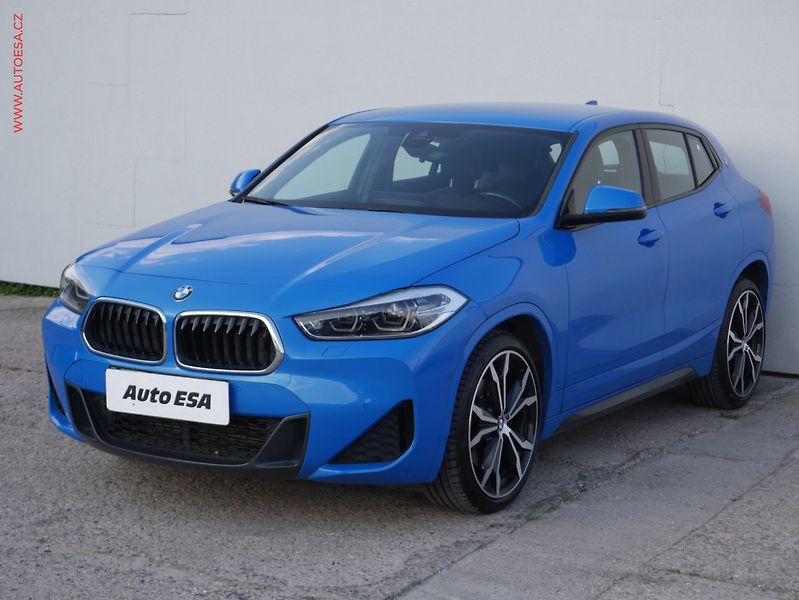 BMW X2 (2021) 2.0 D xDrive, AT, park. - fotka 3 z 21