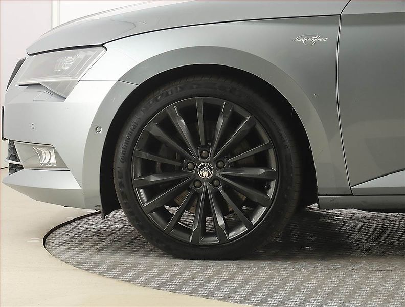 Škoda Superb (2016) Laurin&Klement 2.0 TSI - fotka 15 z 31