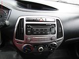 Hyundai i20 (2014) 1.2i, servis.kniha, AC - náhled 12