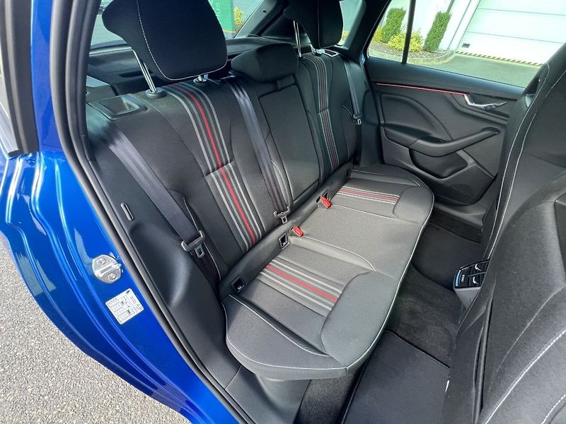 Škoda Scala Monte Carlo 1.0 TSI 85 Kw - fotka 19 z 34