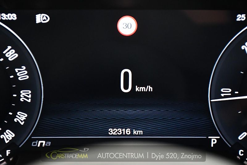 Alfa Romeo Stelvio 2.2 Diesel 16V 154kW Veloce - fotka 32 z 50