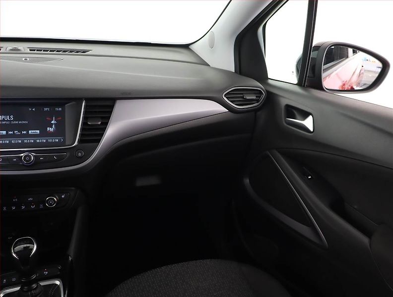 Opel Crossland X (2024) 1.2 Turbo, ČR,1.maj - fotka 8 z 20