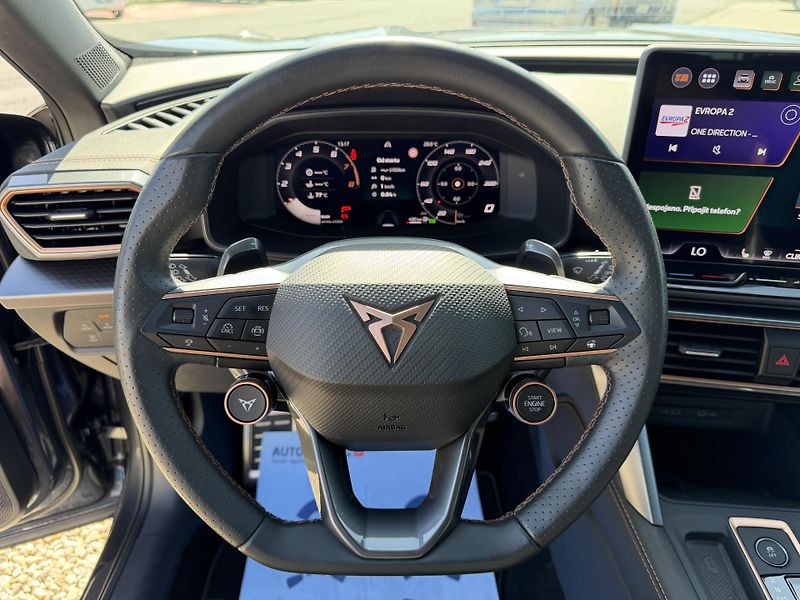 Cupra Formentor 1,5 eTSi/110kW - DSG - fotka 15 z 92