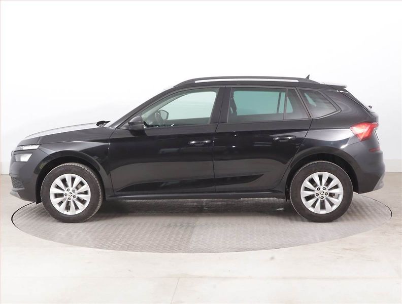 Škoda Kamiq (2022) Ambition 1.0 TSI, Serv.kniha - fotka 3 z 15